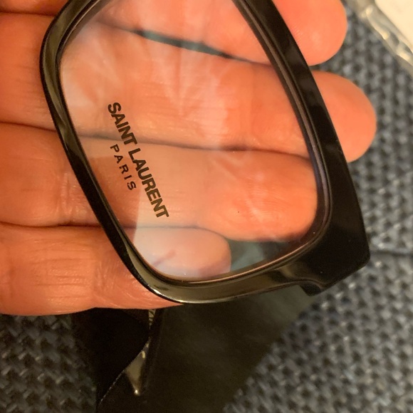 Yves Saint Laurent Glasses with leather case Italy - Picture 2 of 14